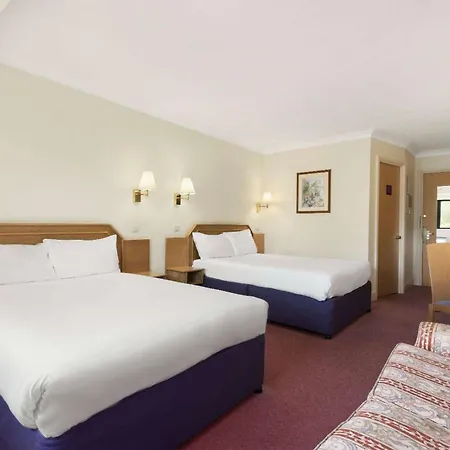 Days Inn Stafford Extérieur photo