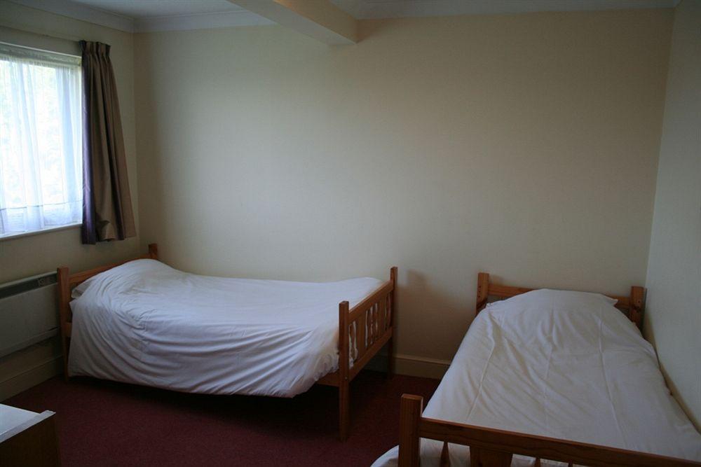 Days Hotel 3*