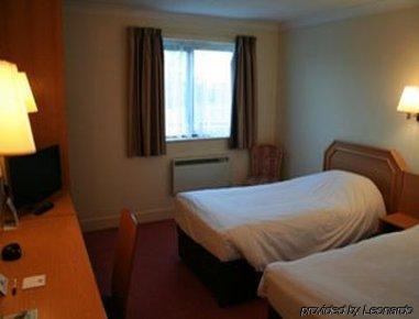 Days Hotel 3*